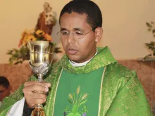Alcindo Saraiva Martins, demitido do estado clerical;