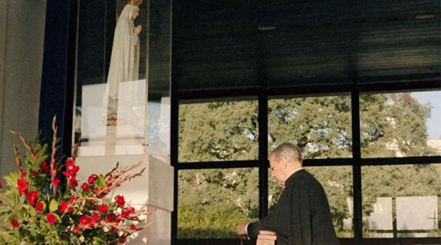  A oração do beato Álvaro del Portillo a Nossa Senhora de Fátima 