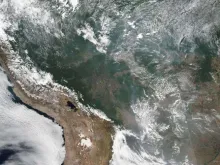 Amazônia e parte da América do Sul vista do espaço em 22 de agosto. Crédito: NASA Worldview