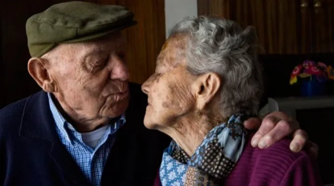 AncianosJuntos_TwitterElMundo_070316.jpg ?? 