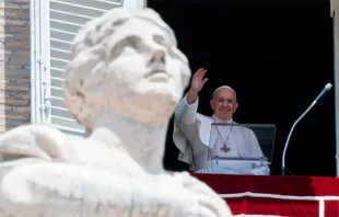 Papa Francisco durante a oração do Angelus.