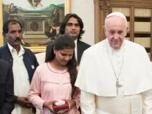 Papa Francisco recebeu a família de Asia Bibi em 24 de fevereiro