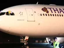 O avião que levou o Papa Francisco para o Japão.