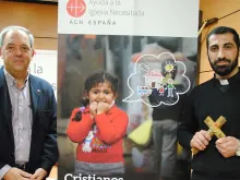 Javier Menéndez Ros, diretor de Ajuda à Igreja que Sofre na Espanha (à direita) e Pe. Naim Shoshandy, sacerdote sírio- católico.