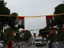 Imagens dos mártires em Tirana, Albânia