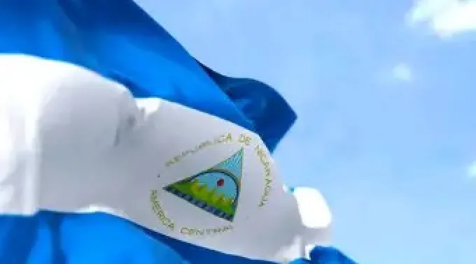 Bandera-de-Nicaragua-Shutterstock_130823.jpg ?? 