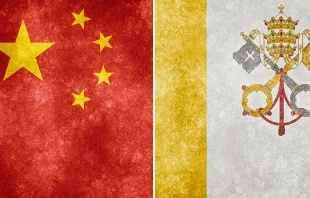 Bandeira da China e do Vaticano.