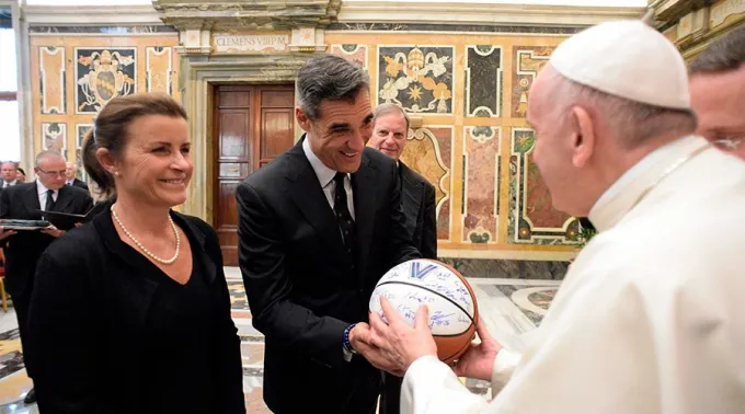 Basketball_VaticanMedia_160418.jpg ?? 