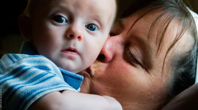 BebeAbuela_ScottDavidBurk_Facebook_040315.jpg ?? 