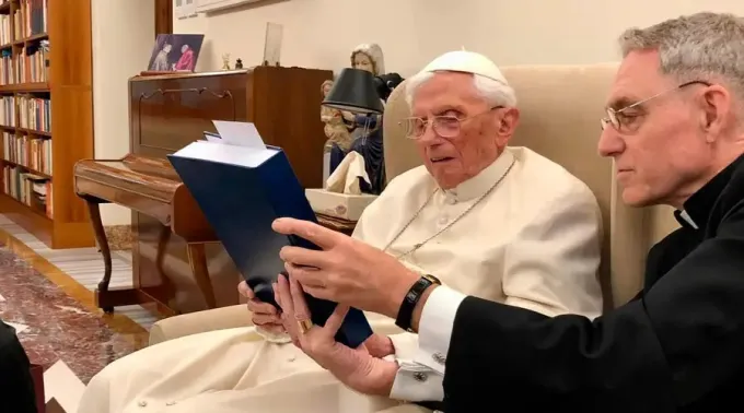 Benedicto-Ganswein-traditionis-custodes-error-Fundacion-Benedcito-XVI-Joseph-Ratzinger-09012023.jpg ?? 