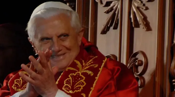 Benedicto-xvi-santo-favorito-02012023.jpg