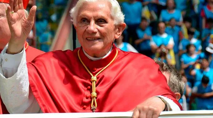 BenedictoXVI_EncuentroMundialFamilias_30062016.jpg ?? 