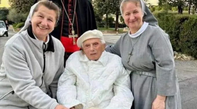 Bento-XVI-2022-11-09_Facebook.jpg ?? 