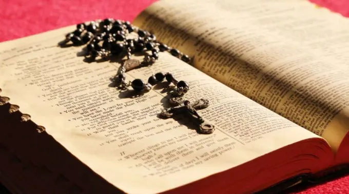 BibliaEscocia_290720.jpg ?? 