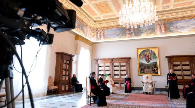 Biblioteca-Apostolica-Vaticano-Audiencia-General-11112020.jpg ?? 