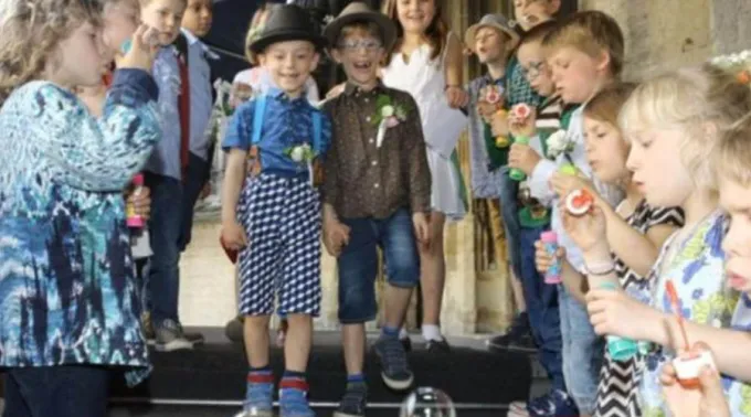 BodaNinos_Actuall_080616.jpg ?? 