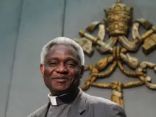 Cardeal Turkson na Sala de Imprensa do Vaticano - Crédito: Bohumil Petrik