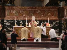 Uma celebração segundo o Missale Romanum de 1962 