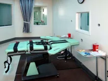 Câmara de execução da Prisão Estadual de San Quentin, construída em 2010. Crédito: Flickr CA Corrections