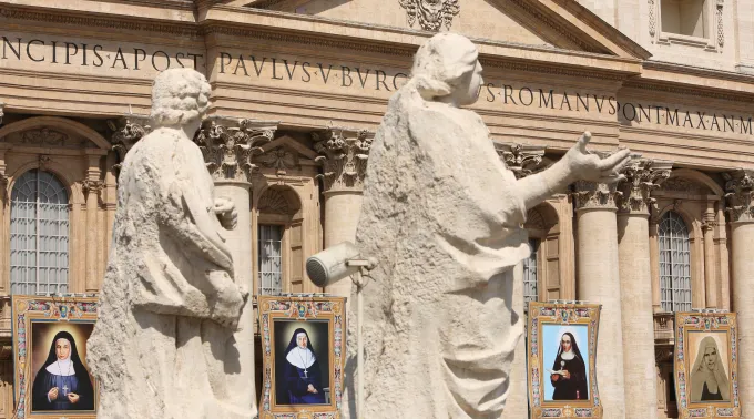 Canonization_Mass_for_New_Saints._B.Petrik_17.5_13.jpg ?? 