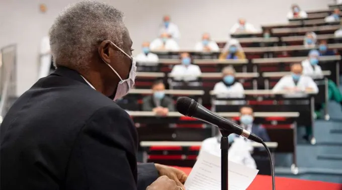 Card-Turkson-Gemelli-Vatican-Media-03042020.jpg ?? 