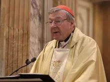 Cardeal George Pell em uma Missa em Roma em 2016.