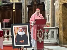 Cardeal Pell na missa de seis anos da morte de madre Angélica