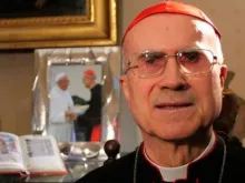 Cardeal Tarcísio Bertone. Foto Alan Holdren