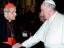 Cardeal Giovanni Coppa com o Papa Francisco. Foto. L'Osservatore Romano