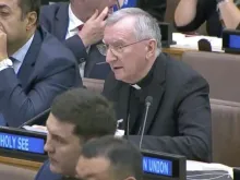 Cardeal Pietro Parolin diante da ONU em Nova York. Crédito: Holy See Mission