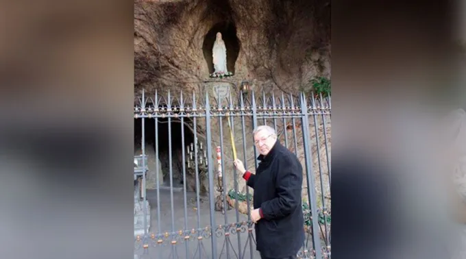 CardenalPellCintaLourdes_TwitterCreation_010316.jpg ?? 