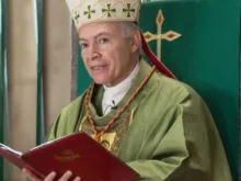 Cardeal Carlos Aguiar Retes.