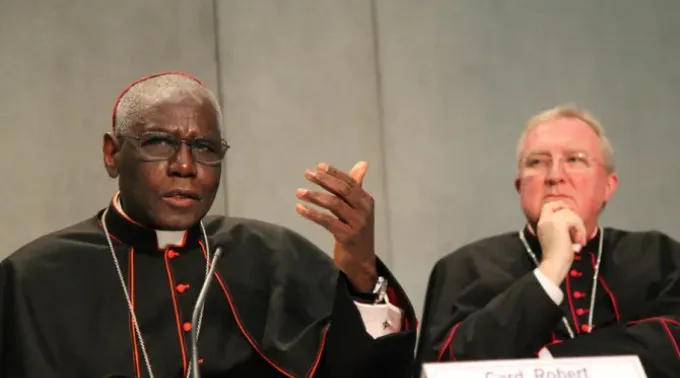 Cardinal_Robert_Sarah_L_and_Bishop_Arthur_Roche_during_a_press_conference_at_the_Vatican_Press_Office_on_Feb_10_2015_Credit_Bohumil_Petrik_CNA_CNA_2_10_15.jpg ?? 
