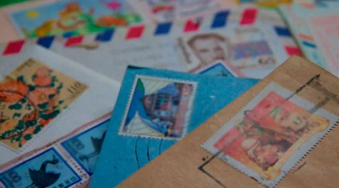 Cartas_FlickrAnabelCarrion_CC-BY-NC-2.0.jpg ?? 