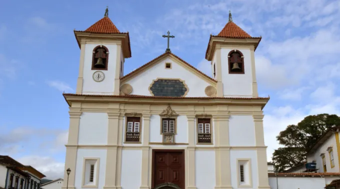Catedral-de-Mariana-reabter-Arquidiocese-de-Mariana.jpg ?? 