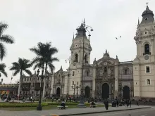 Catedral de Lima. Crédito: Flickr por Jaime Troncoso (CC BY-SA 2.0)