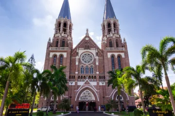 CatedralMyanmar_240223.jpg