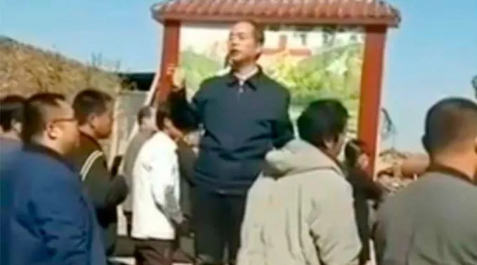 ChinosIglesia_ANews_031119.jpg ?? 