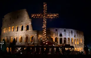 Imagem ilustrativa da Via-Sacra no Coliseu