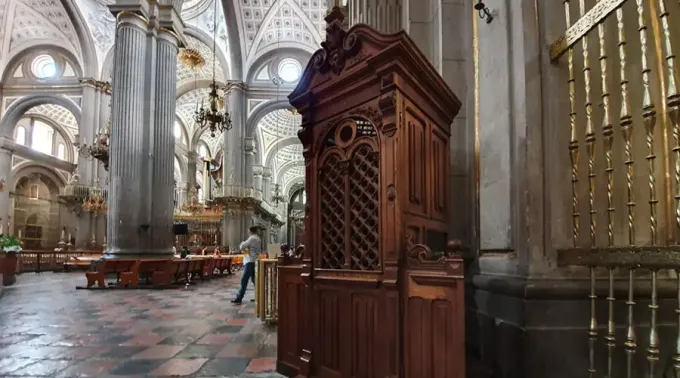 Confesionario-DavidRamos-ACIPrensa-13102021.webp ?? 