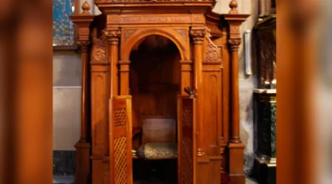 Confesionario_ACIPrensa_1.jpg ?? 