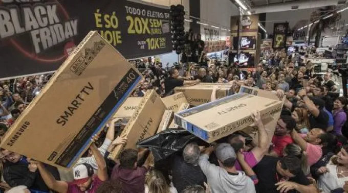 Consumismo-TwitterObispoMunilla-23112018.jpg ?? 