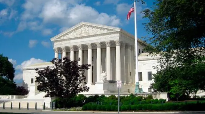 CorteSupremaUSA_AutorFotopedia_CC-BY-NC-ND-2.0.jpg ?? 