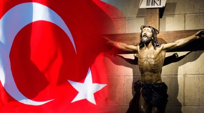 CrucifijoTurquia_DominioPublico.jpg ?? 