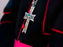 Cruz peitoral de bispo