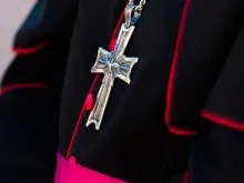Cruz peitoral de um bispo católico.