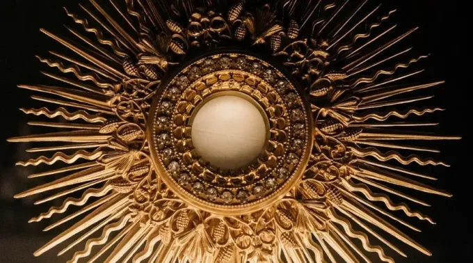 Custodia-Eucaristia-Jacob-Bentzinger-Unsplash-290621.jpg ?? 