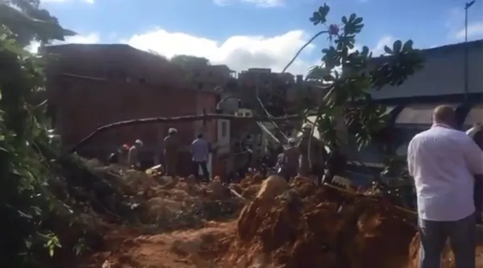 DelizamentoNiteroi_CapturaVideo.jpg ?? 