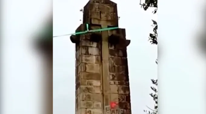 DerriboCruzEspana_YouTube_110717.jpg ?? 