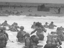 Desembarque na Normandia. Crédito: Robert F. Sargent